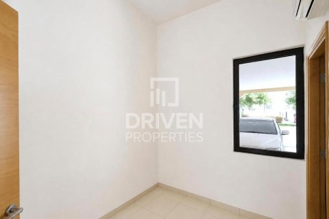 Villa in Mira, Reem, Dubai 3 bedrooms, 201.6 sq.m. № 143254 - photo 7