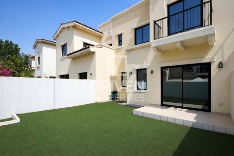 Villa in Mira, Reem, Dubai 3 bedrooms, 201.6 sq.m. № 143254 - photo 19