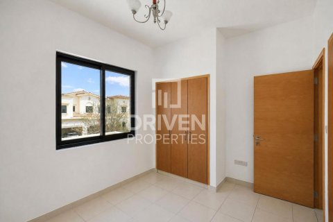 Villa in Mira, Reem, Dubai 3 bedrooms, 201.6 sq.m. № 143254 - photo 12