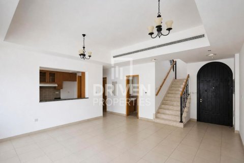 Villa in Mira, Reem, Dubai 3 bedrooms, 201.6 sq.m. № 143254 - photo 3