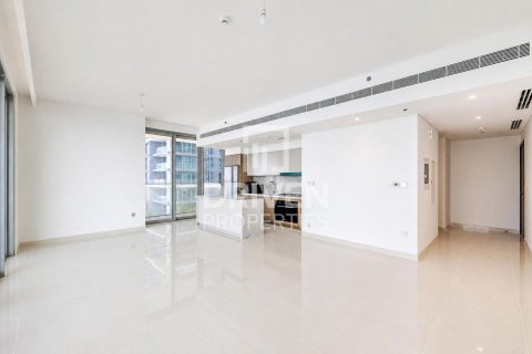 Apartment in EMAAR Beachfront, Dubai Harbour, Dubai 3 bedrooms, 166.76 sq.m. № 143257