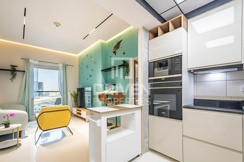 Apartment in Jumeirah Lake Towers, Dubai 1 bedroom, 62.71 sq.m. № 143256 - photo 11