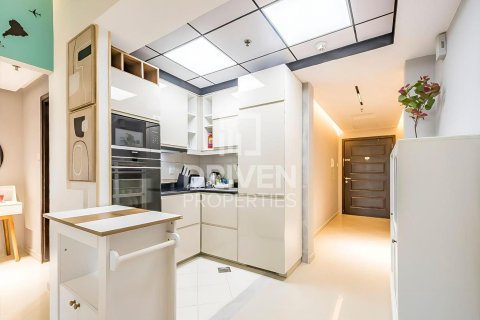 Apartment in Jumeirah Lake Towers, Dubai 1 bedroom, 62.71 sq.m. № 143256 - photo 10