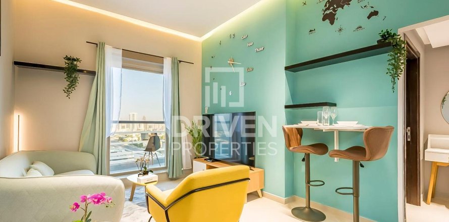 Apartment in Jumeirah Lake Towers, Dubai 1 bedroom, 62.71 sq.m. № 143256