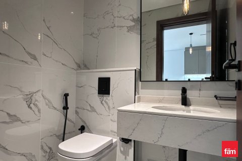 Apartment in Al Satwa, Dubai 1 bedroom, 75.7 sq.m. № 70676 - photo 12