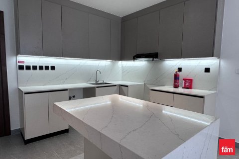 Apartment in Al Satwa, Dubai 1 bedroom, 75.7 sq.m. № 70676 - photo 6