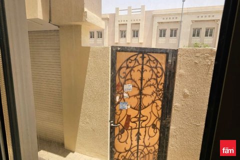 Снять в аренду виллу в Deira, Дубай: 3 спальни, 233.1м², № 70666 - фото 25