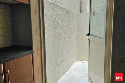 Снять в аренду виллу в Deira, Дубай: 3 спальни, 233.1м², № 70666 - фото 26