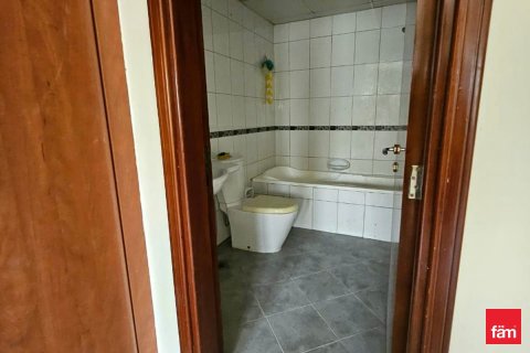 Снять в аренду виллу в Deira, Дубай: 3 спальни, 233.1м², № 70666 - фото 18