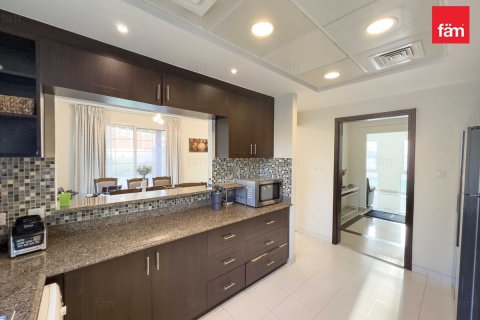 Villa in Dubai 3 bedrooms, 574.9 sq.m. № 70678 - photo 10