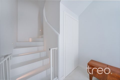 Купить виллу в Арабиан Ранчес, Дубай: 4 спальни, 224.64м², № 138009 - фото 8