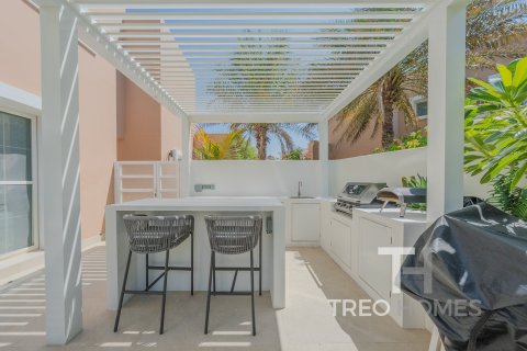 Villa in Arabian Ranches, Dubai 3 bedrooms, 259.11 sq.m. № 138008 - photo 16