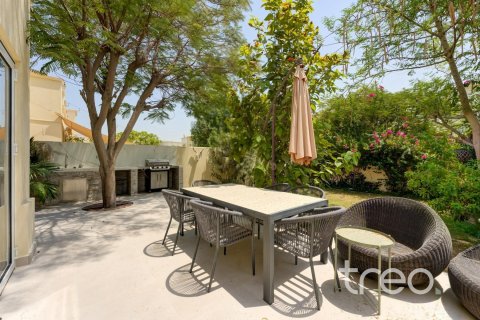 Villa en The Springs, Dubai, 3 dormitorios, 235.23 m², № 138012 - foto 19