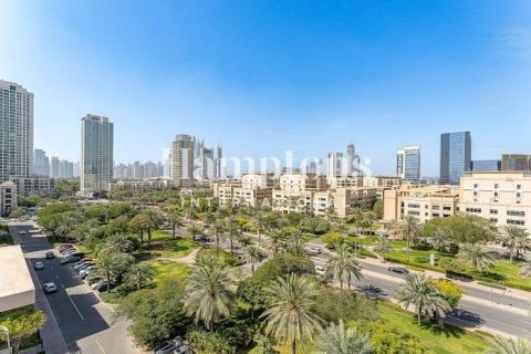 Apartment in Greens, Dubai 1 bedroom, 71.25660100 sq.m. № 100546 - photo 6