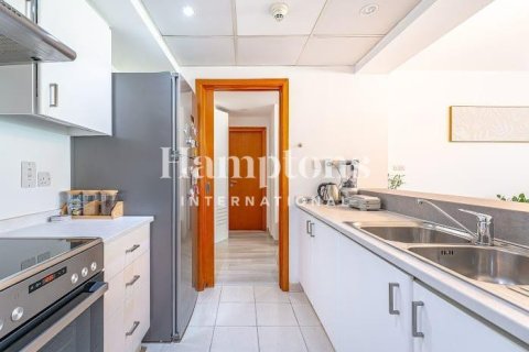 Apartment in Greens, Dubai 1 bedroom, 71.25660100 sq.m. № 100546 - photo 7