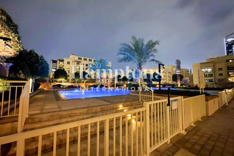 Apartment in The Views 1, The Views, Dubai 1 bedroom, 68.93030988 sq.m. № 100548 - photo 5