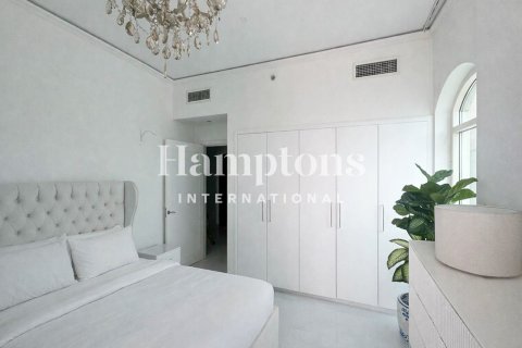 Apartment in The Views 1, The Views, Dubai 1 bedroom, 68.93030988 sq.m. № 100548 - photo 8