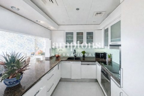 Apartment in The Views 1, The Views, Dubai 1 bedroom, 68.93030988 sq.m. № 100548 - photo 12