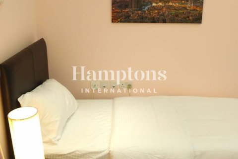 Villa in Emirates Hills, Dubai 7 bedrooms, 1723.71947491 sq.m. № 100544 - photo 17