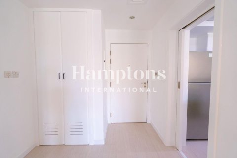 Apartment in Greens, Dubai 1 bedroom, 71.25660100 sq.m. № 100543 - photo 3