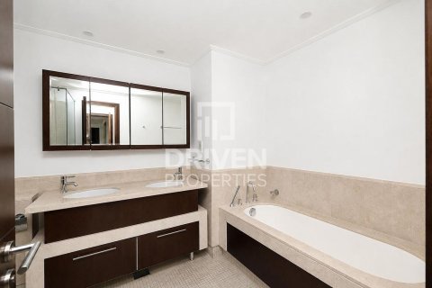 Apartamento en South Ridge, Downtown Dubai (Downtown Burj Dubai), Dubai, 2 dormitorios, 134.71 m², № 142999 - foto 15