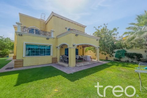 Villa à Legacy, Jumeirah Park, Dubai, 4 chambres, 402.73 m², № 119730 - photo 2