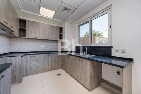 Maison de ville à Dubai Sports City, Dubai, 4 chambres, 247 m², № 22241 - photo 6