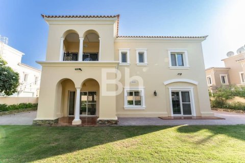 Снять в аренду виллу в Арабиан Ранчес, Дубай: 3 спальни, 351м², № 22220 - фото 24