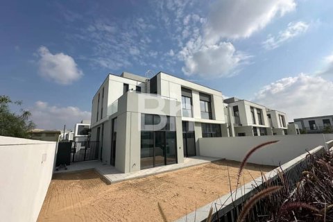 Снять в аренду таунхаус в Al Furjan, Дубай: 4 спальни, 336м², № 22221 - фото 13