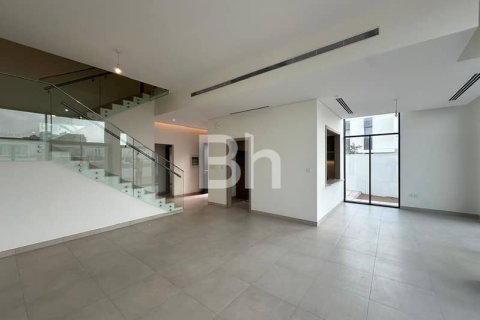 Снять в аренду таунхаус в Al Furjan, Дубай: 4 спальни, 336м², № 22221 - фото 1