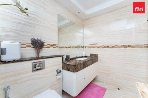 Villa en Dubai, 5 dormitorios, 1112.3 m², № 69679 - foto 26