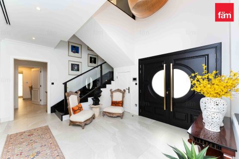 Villa en Dubai, 5 dormitorios, 1112.3 m², № 69679 - foto 5