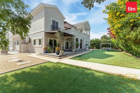 Villa en Dubai, 5 dormitorios, 1112.3 m², № 69679 - foto 13