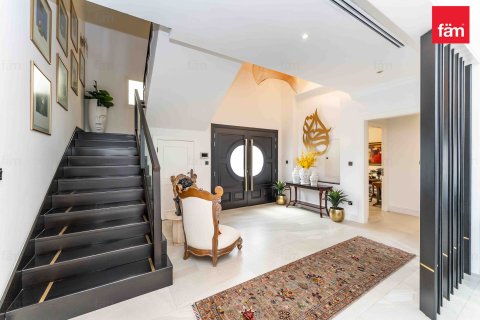 Villa en Dubai, 5 dormitorios, 1112.3 m², № 69679 - foto 6