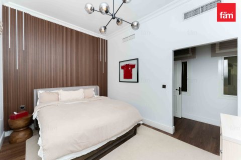 Villa en Dubai, 5 dormitorios, 1112.3 m², № 69679 - foto 29