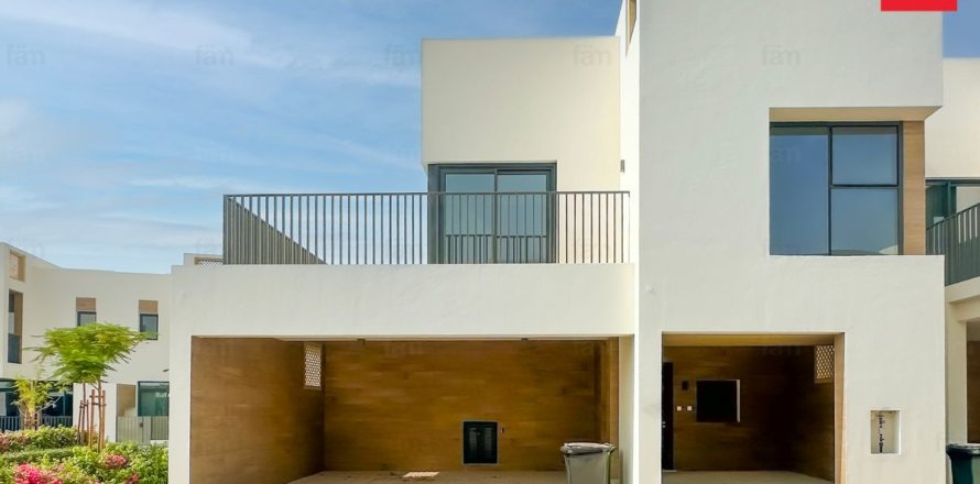 Villa in Dubai 4 bedrooms, 170.2 sq.m. № 69676