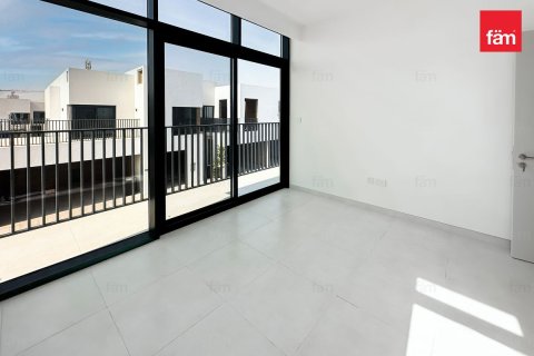 Villa in Dubai 4 bedrooms, 170.2 sq.m. № 69676 - photo 13