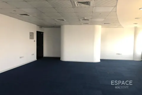 Oficina en Jumeirah Lake Towers, Dubai, 84 m², № 77989 - foto 11