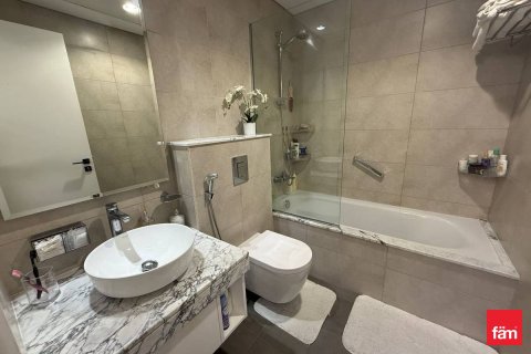 Apartment in Business Bay, Dubai 2 bedrooms, 75.9 sq.m. № 104419 - photo 7