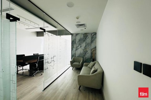 Oficina en Business Bay, Dubai, 81.8 m², № 104401 - foto 9