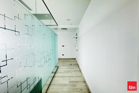 Oficina en Business Bay, Dubai, 81.8 m², № 104401 - foto 4