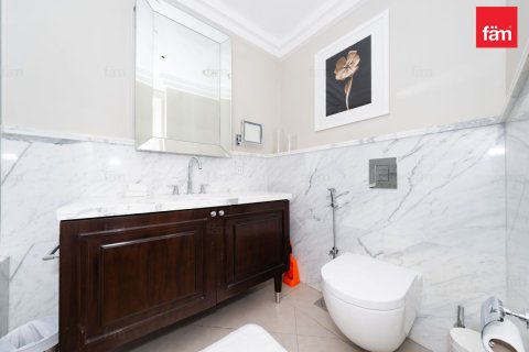 Apartment in Downtown Dubai (Downtown Burj Dubai), Dubai 2 bedrooms, 118.1 sq.m. № 104391 - photo 22