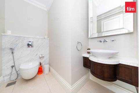 Apartment in Downtown Dubai (Downtown Burj Dubai), Dubai 2 bedrooms, 118.1 sq.m. № 104391 - photo 23