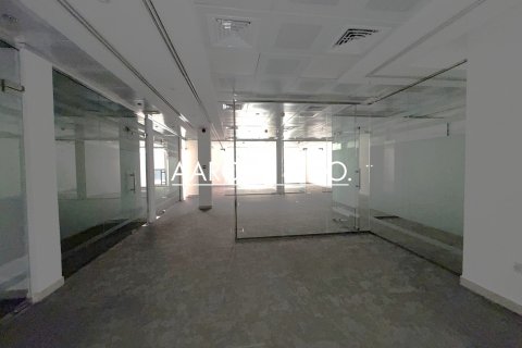 Bureau à Sheikh Zayed Road, Dubai, 182 m², № 95354 - photo 2