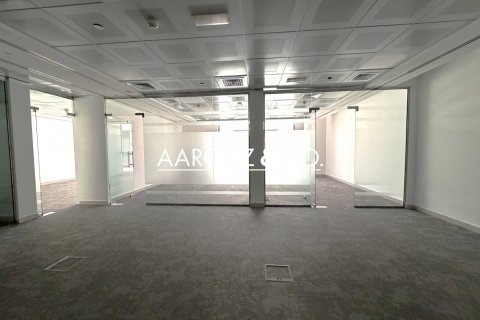 Bureau à Sheikh Zayed Road, Dubai, 182 m², № 95354 - photo 6