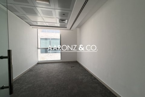 Bureau à Sheikh Zayed Road, Dubai, 182 m², № 95354 - photo 7