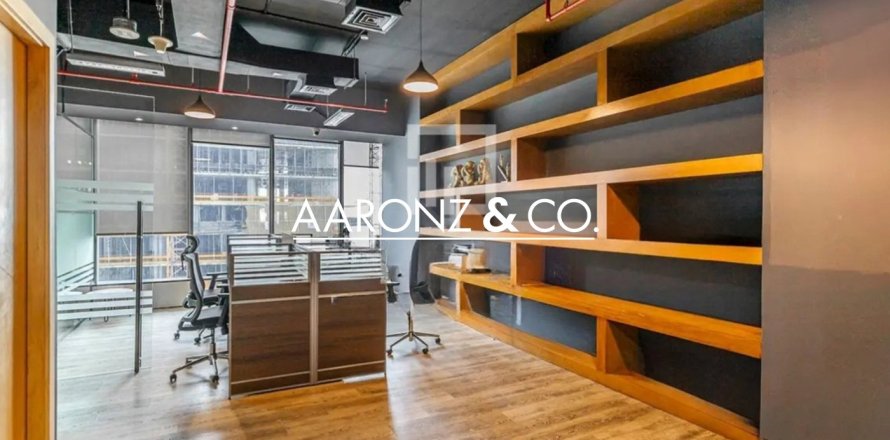 Office in Bayswater, Business Bay, Dubai 70 sq.m. № 95366