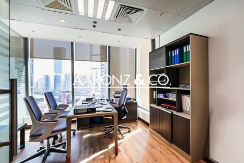Office in Bayswater, Business Bay, Dubai 160 sq.m. № 95352 - photo 4