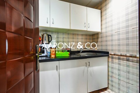Office in Bayswater, Business Bay, Dubai 160 sq.m. № 95352 - photo 6