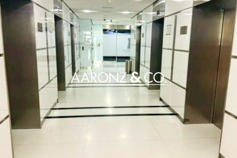 Office in Bayswater, Business Bay, Dubai 160 sq.m. № 95352 - photo 8